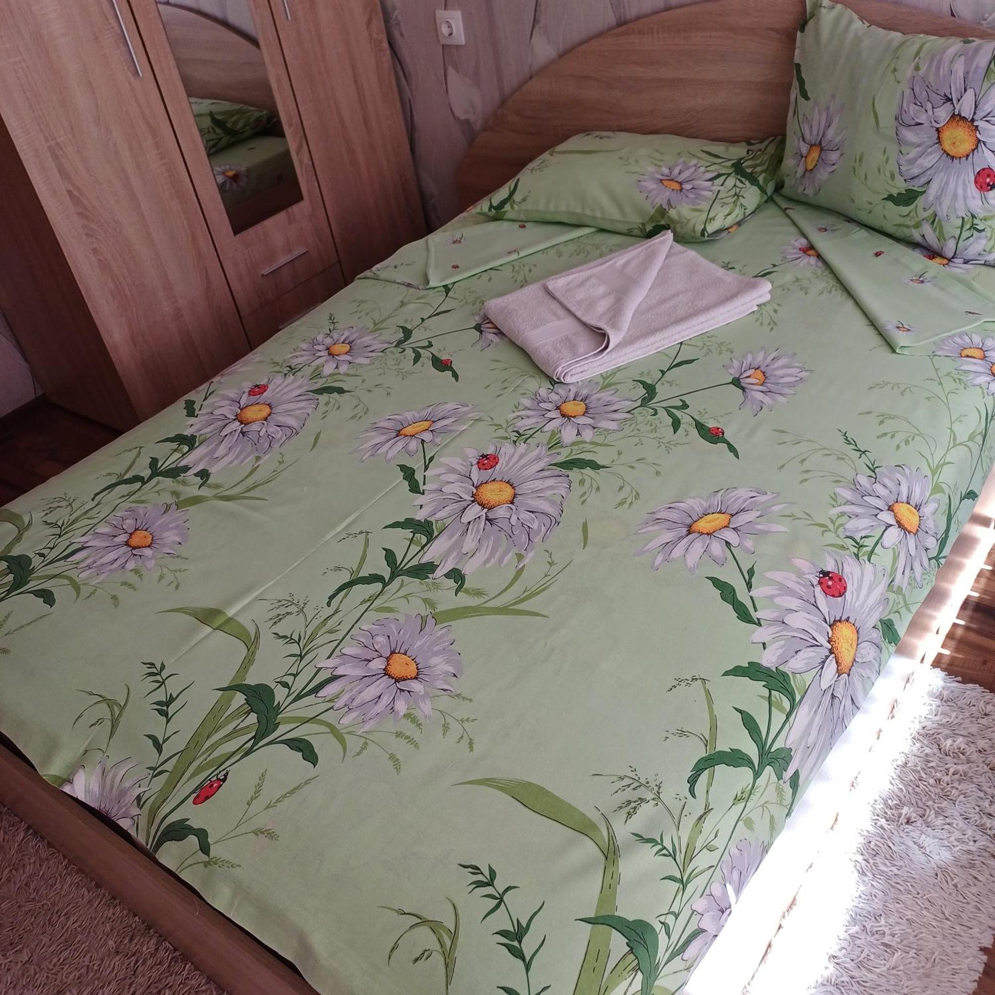 Enjoy Guest House Golden Sands Quarto foto